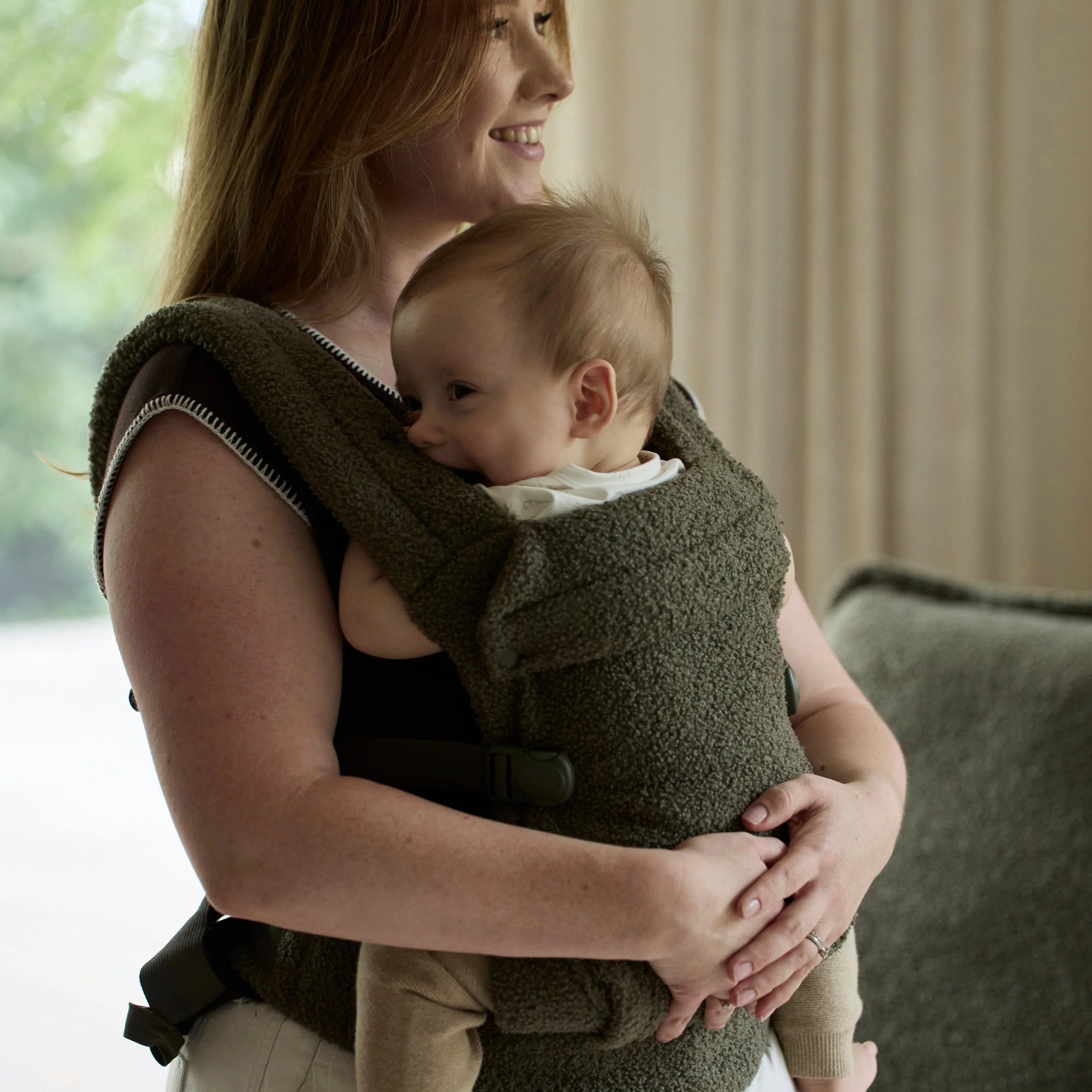 Boba Auri Baby Carrier in Olive Teddy Fleece - Image 10