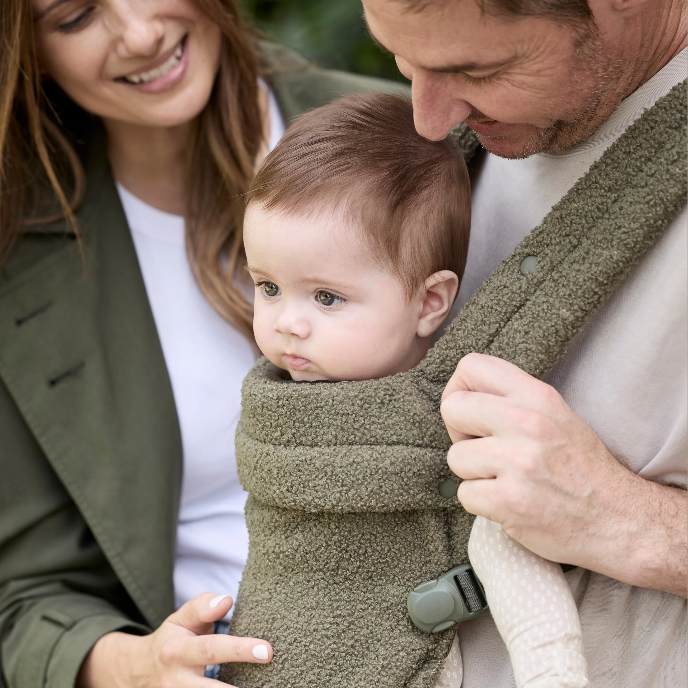 Boba Auri Baby Carrier in Olive Teddy Fleece - Image 7
