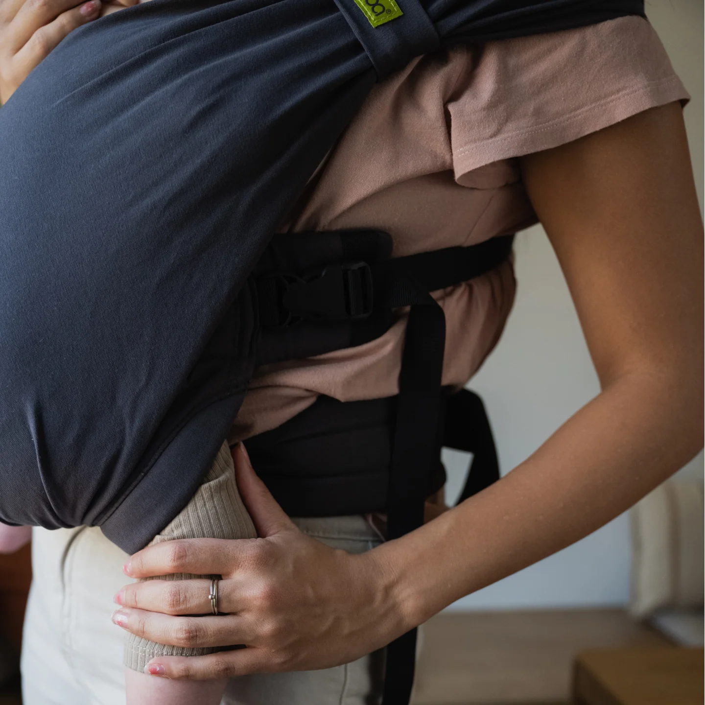 Boba Bliss Adjustable Carrier in Charcoal - Image 11