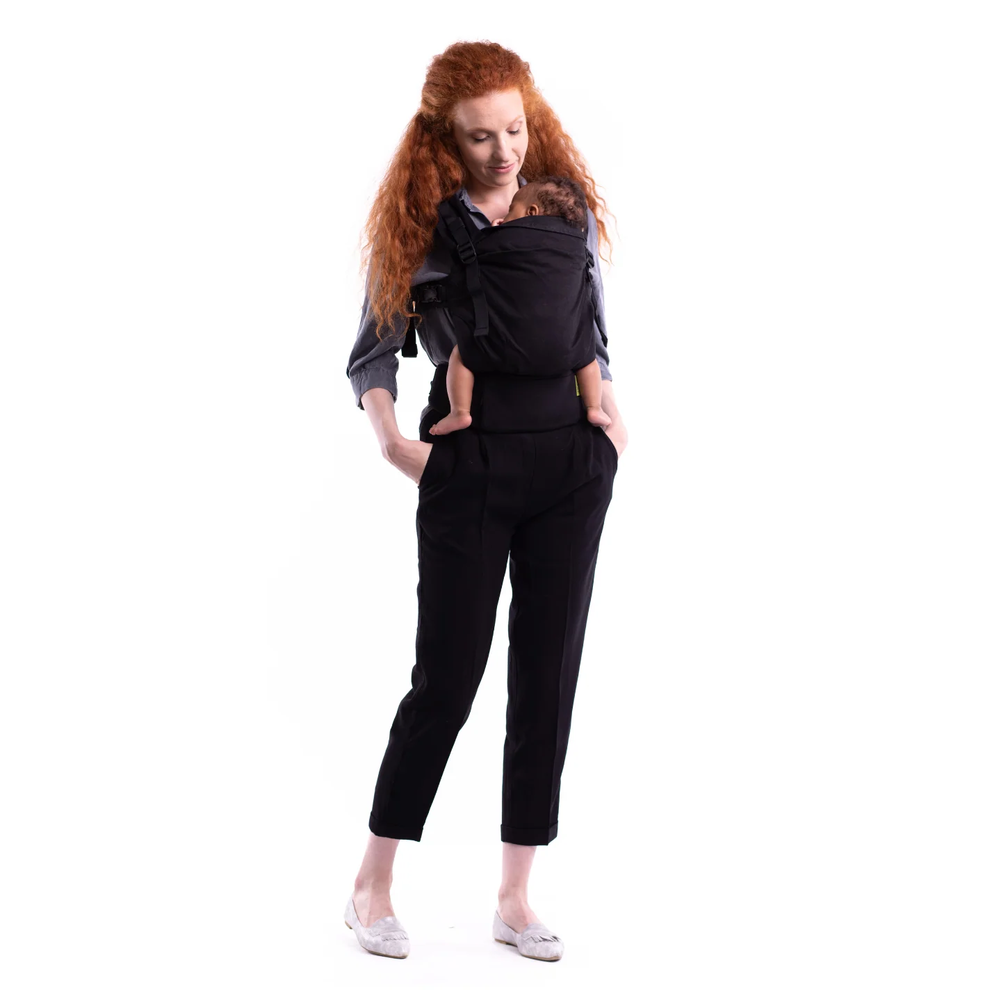 Boba X Adjustable Carrier in Black - Image 3