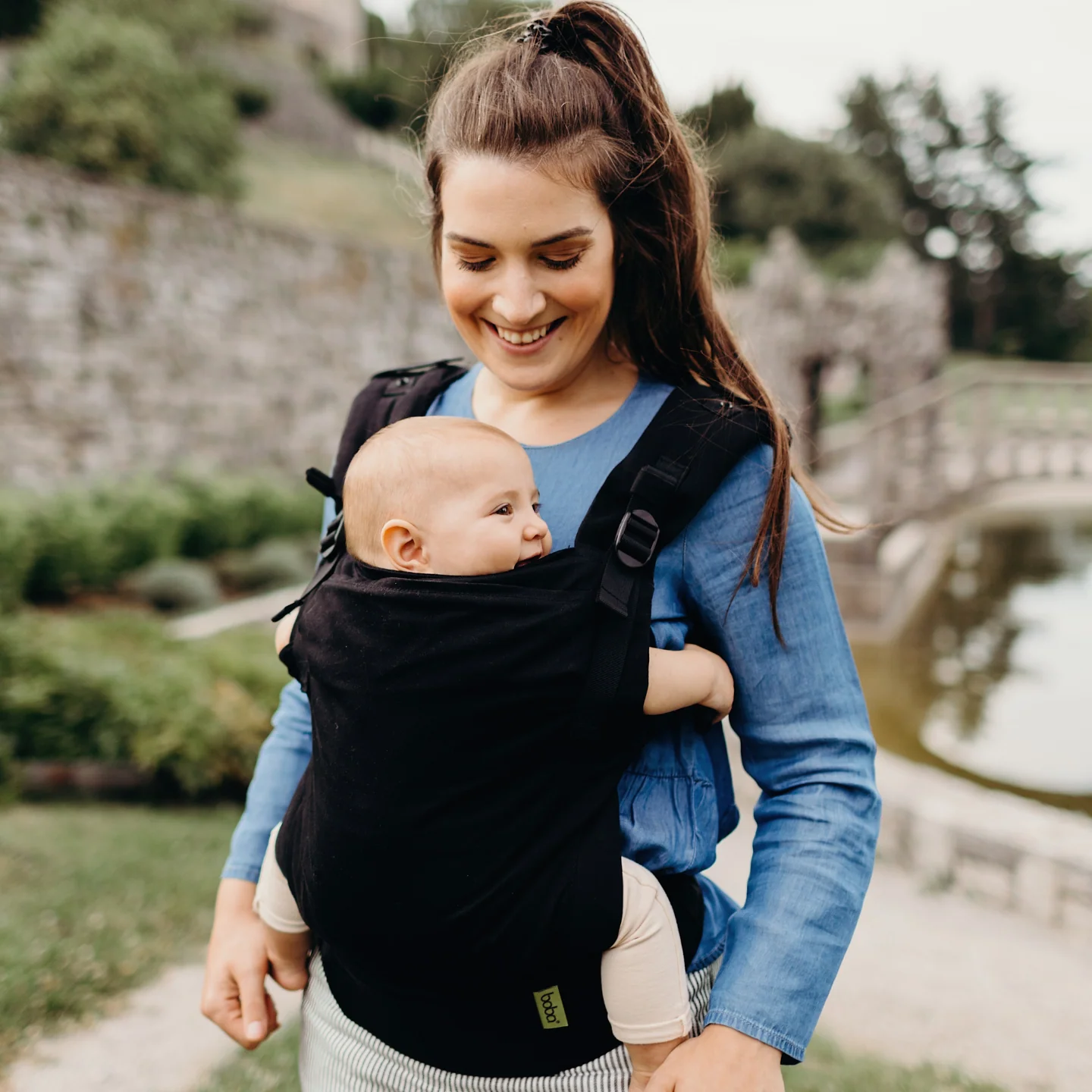 Boba X Adjustable Carrier in Black - Image 6