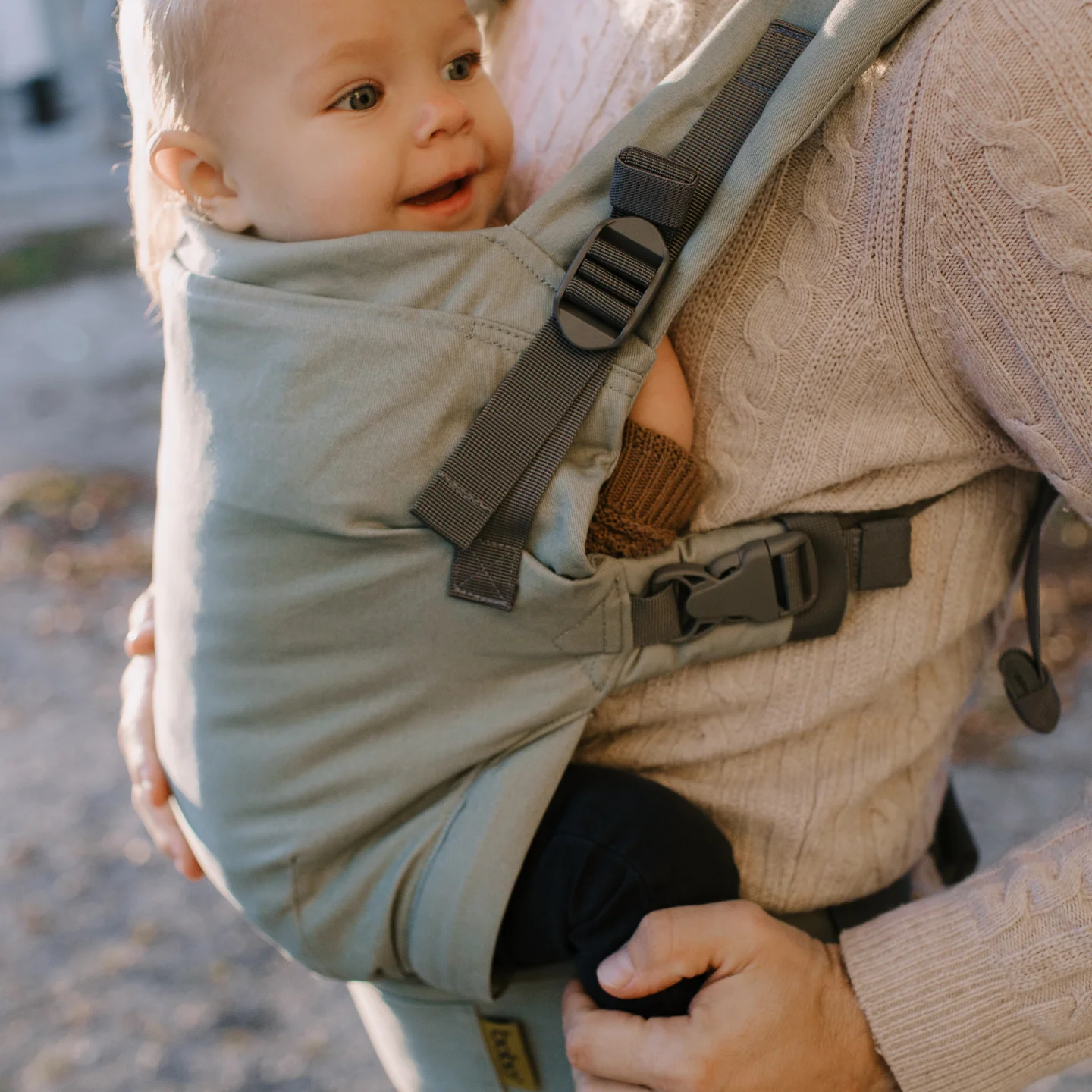 Boba X Adjustable Carrier in Sea Mist - Image 10