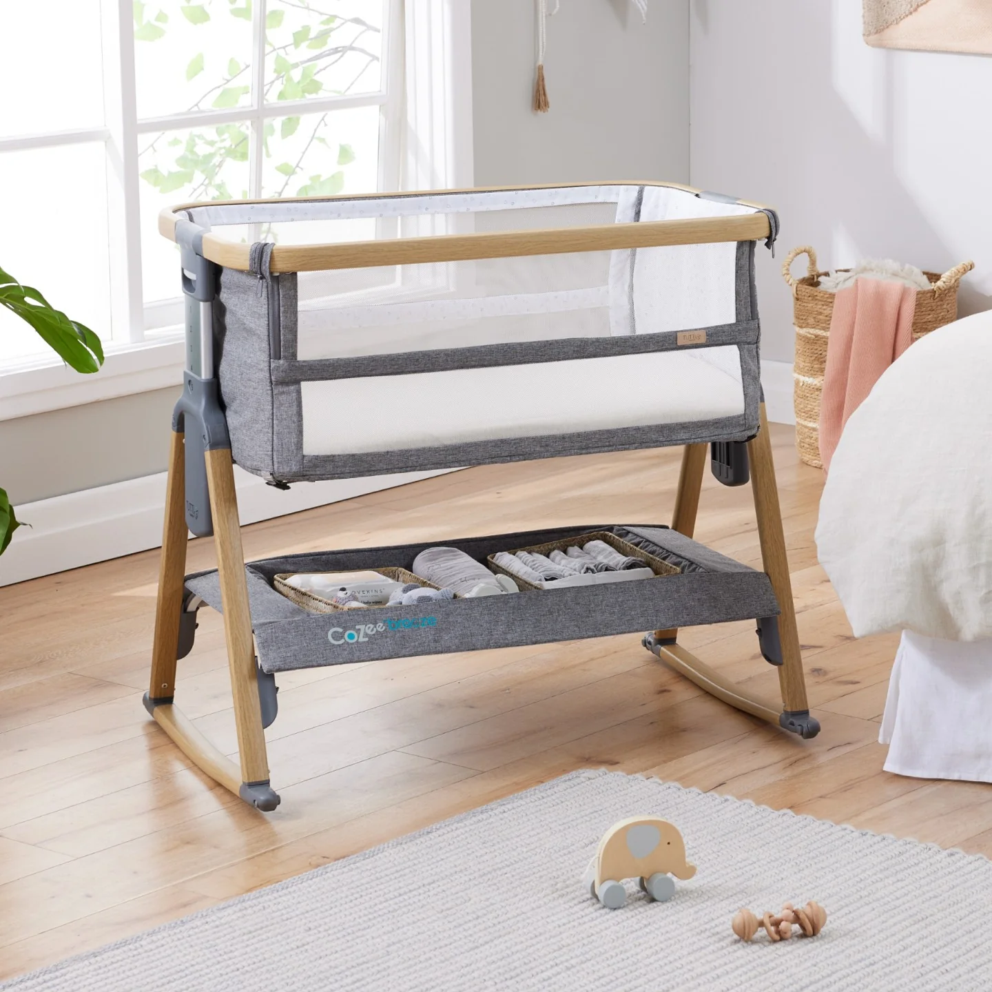 CoZee Breeze Plus Co-sleeping Bassinet with Rocking Legs in Oak Charcoal - Image 5