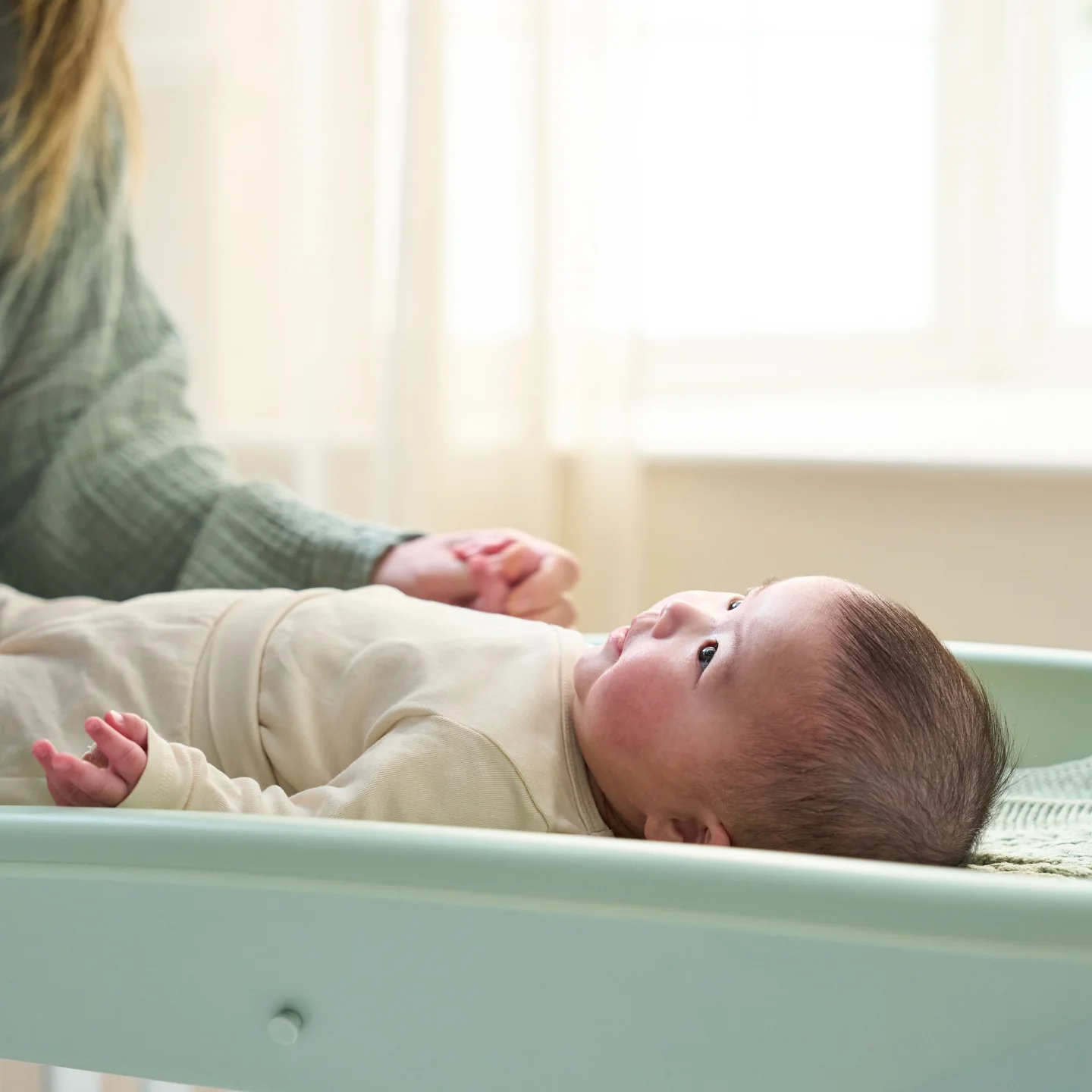 Cushi Baby Changing Mat in Leaf - Image 11