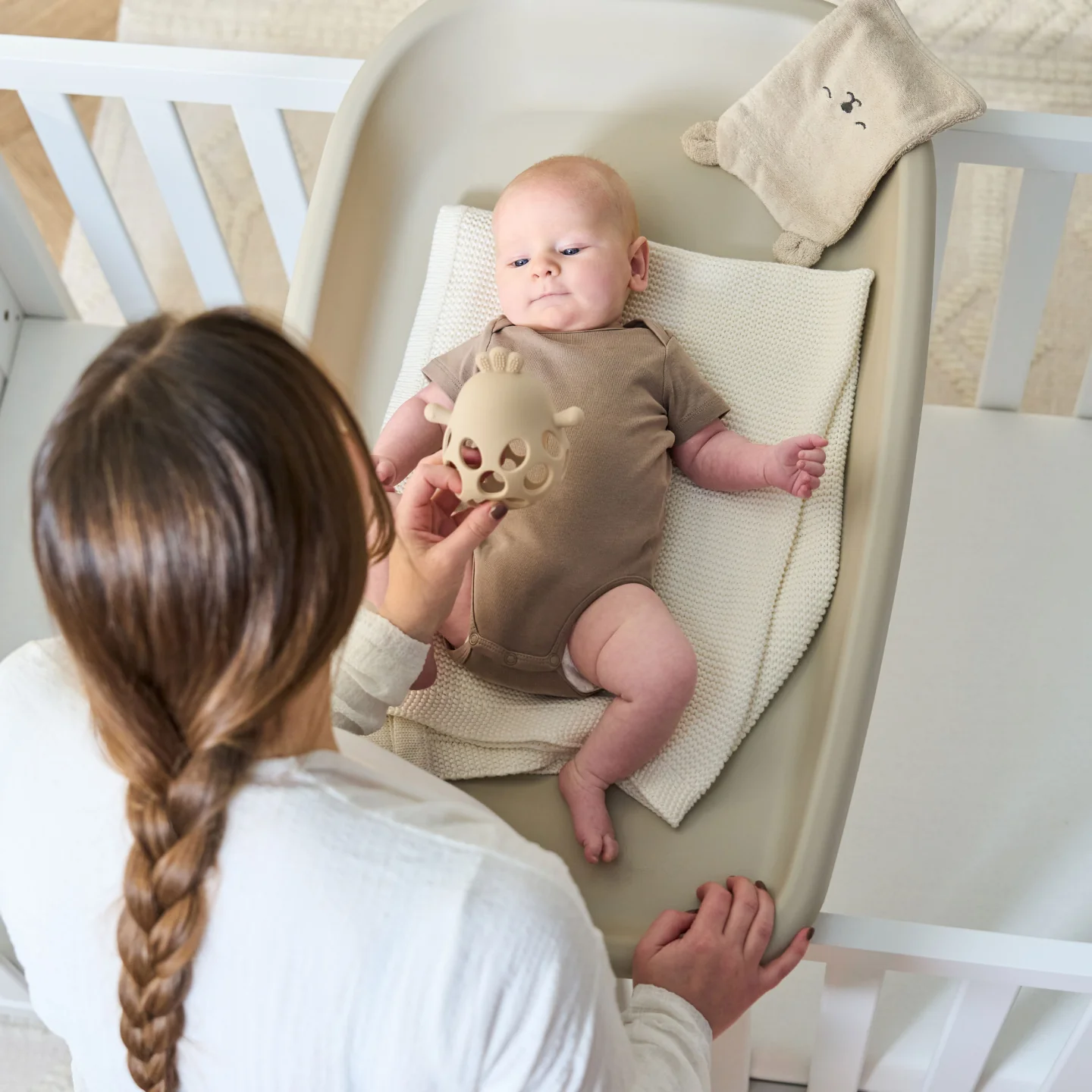 Cushi Baby Changing Mat in Mushroom - Image 12