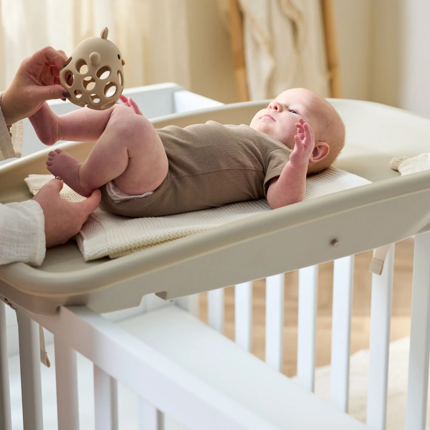 Cushi Baby Changing Mat in Mushroom - Image 8