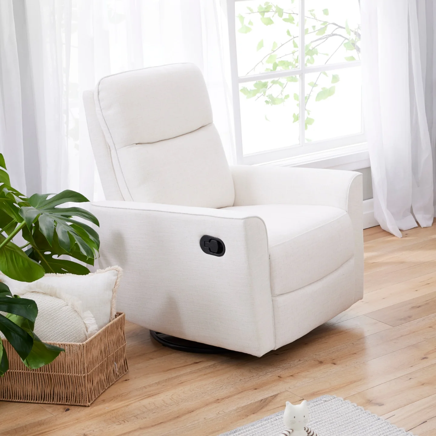 Felix Recliner Glider Nursery Chair in Sea Shell - Image 3