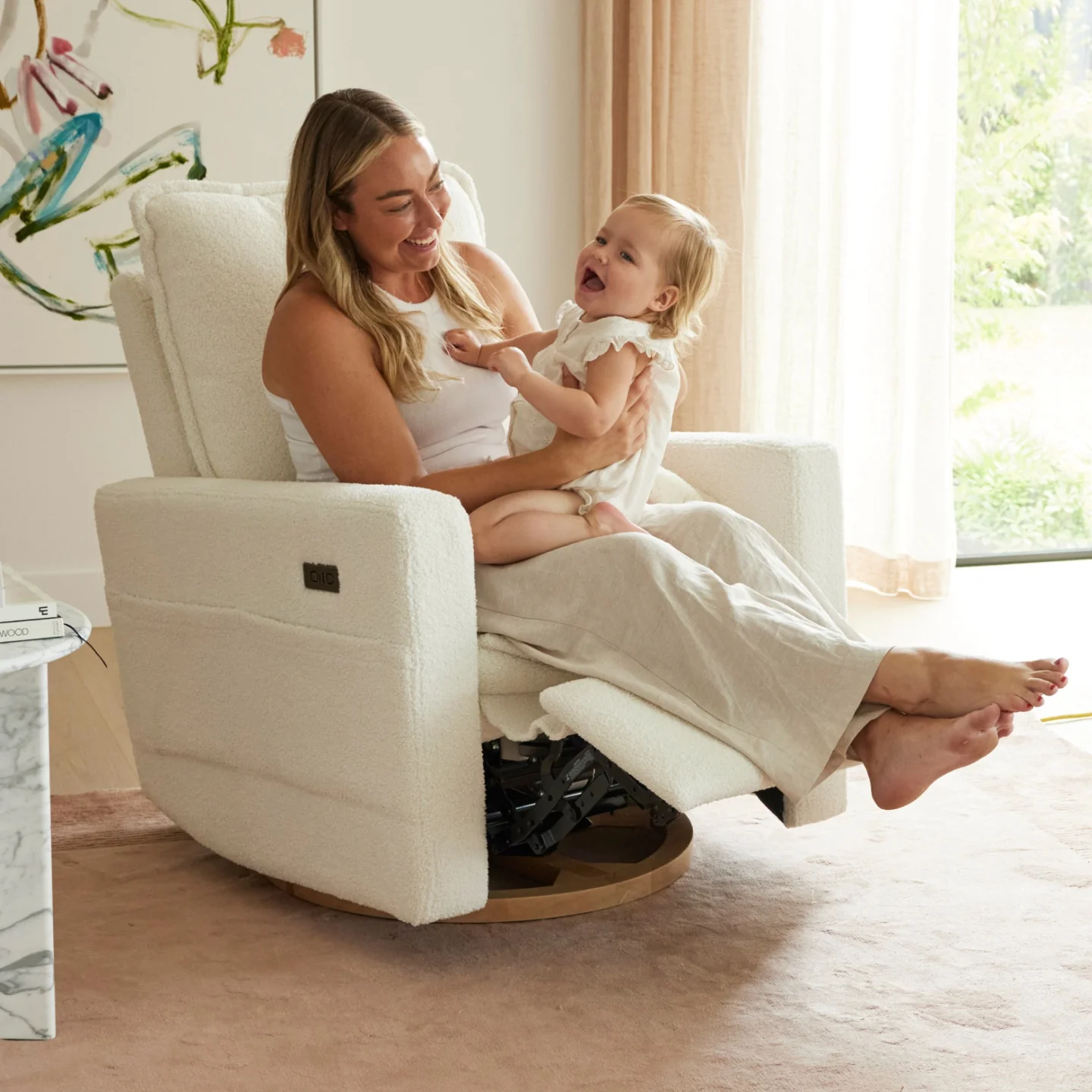 Frankie Electric Recliner Glider Nursery Chair in Coconut Teddy - Image 6