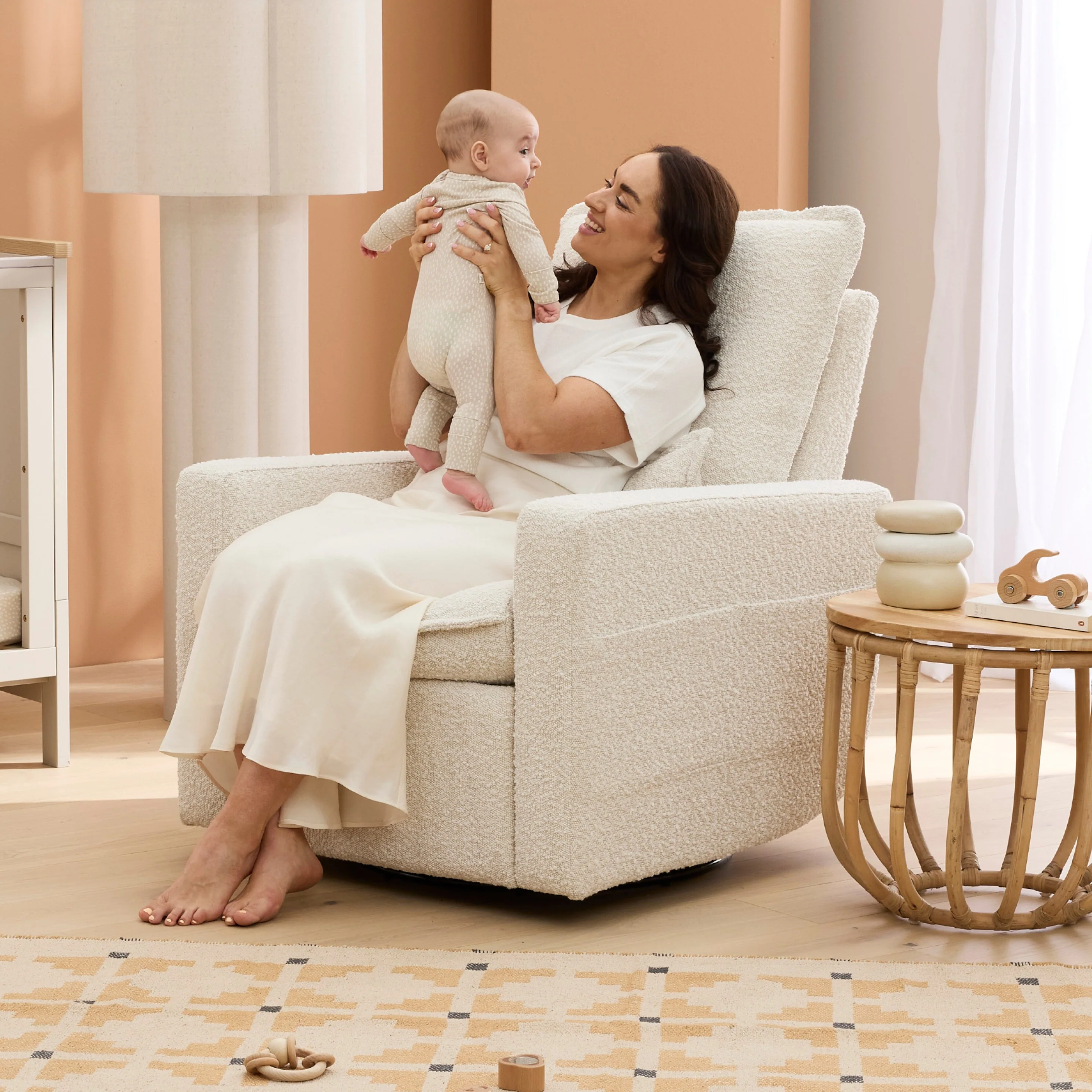Frankie Electric Recliner Glider Nursery Chair in Vanilla Bouclé - Image 3