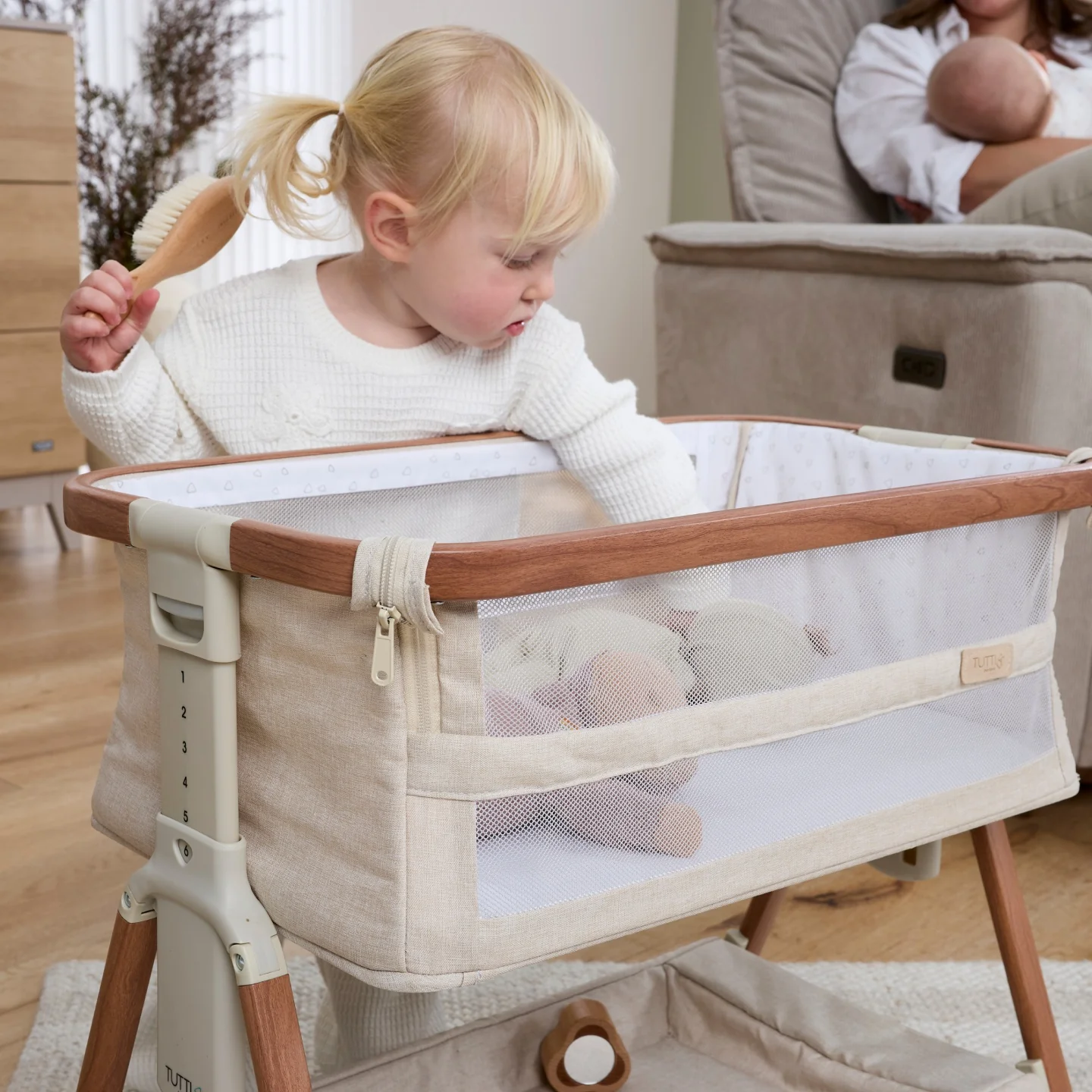 Mini CoZee Breeze Plus Toy Bassinet in Scandi Walnut & Ecru - Image 3