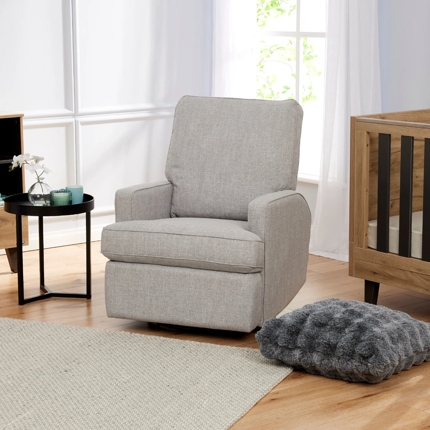 Quinn Electric Recliner Glider Chair with USB in Pure Grey - Image 3