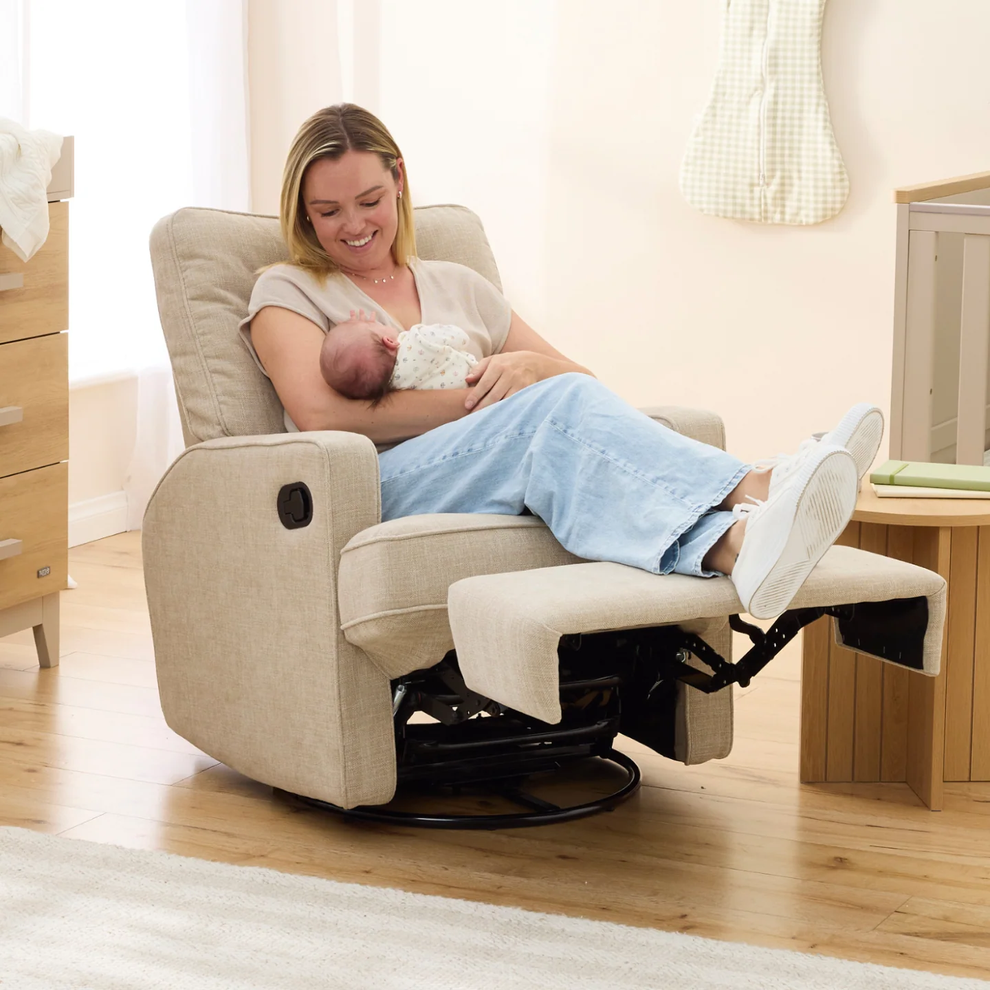 Quinn Recliner Glider Nursery Chair in Latté - Image 4