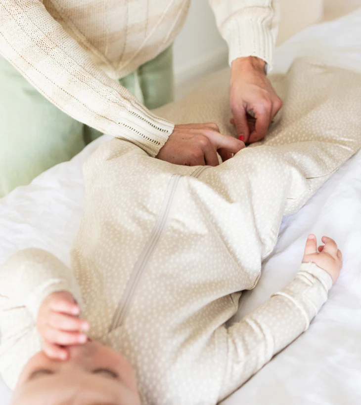Swaddle Sleeping Bag in Oat Little Pod | 0.5 TOG - Image 18