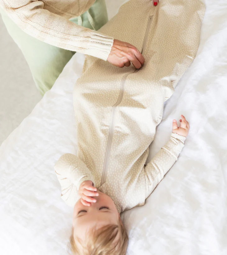 Swaddle Sleeping Bag in Oat Little Pod | 0.5 TOG - Image 19