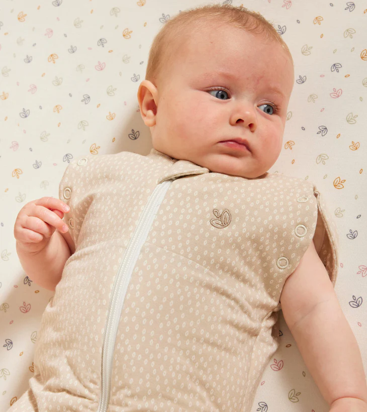Swaddle Sleeping Bag in Oat Little Pod | 2.5 TOG - Image 4