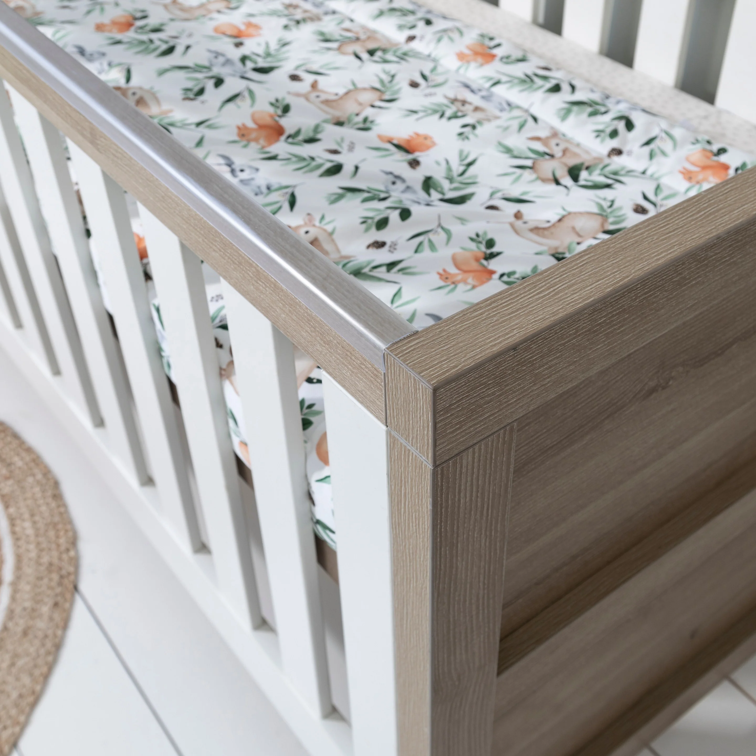 Tutti Bambini Modena 3 in 1 Cot bed in White/Oak - Image 4